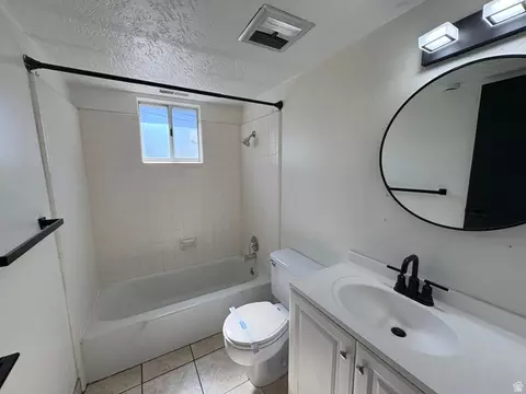 Bath - 1165 Edgewood Dr, Ogden, UT 84403 photo 2 of 2