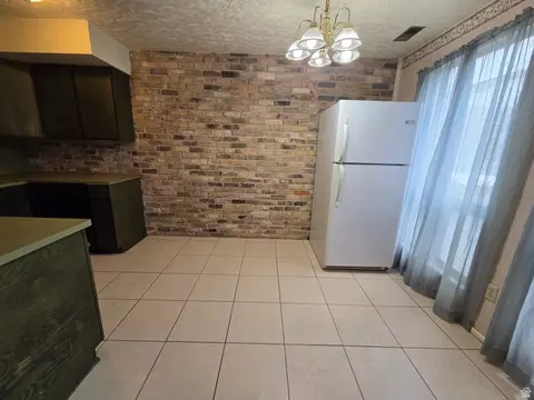 Dining - 1165 Edgewood Dr, Ogden, UT 84403 photo 2 of 4