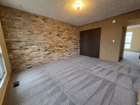Bedroom - 1165 Edgewood Dr, Ogden, UT 84403 photo 2 of 5