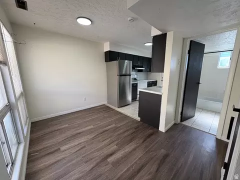 Dining - 1165 Edgewood Dr, Ogden, UT 84403 photo 3 of 4