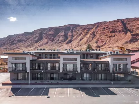 443 Kane Creek Blvd #B210, Moab, UT 84532