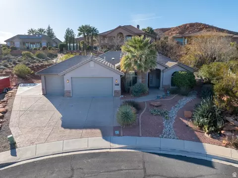 1120 W Broadstone Ct, Washington, UT 84780