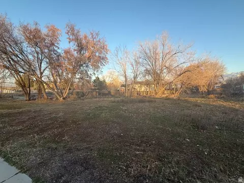 8305 S 2200 W, West Jordan, UT 84088