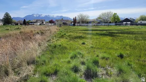 Undisclosed, Roy, UT 84067 photo 3