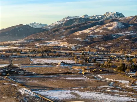 Undisclosed, Eden, UT 84310 photo 5