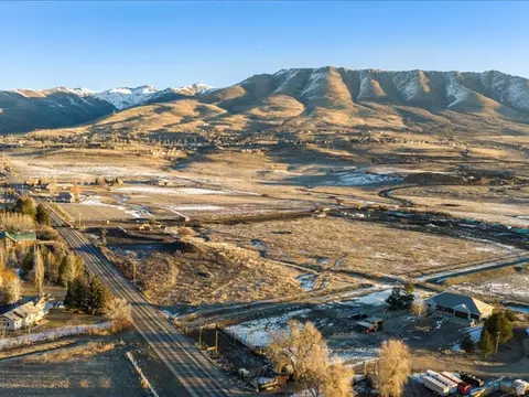 Undisclosed, Eden, UT 84310 photo 7