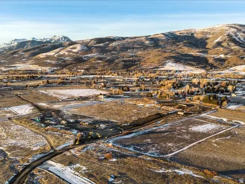 Undisclosed, Eden, UT 84310 photo 4