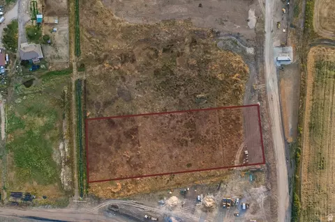 Undisclosed, Eden, UT 84310 photo 5
