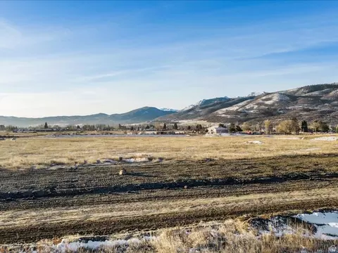 Undisclosed, Eden, UT 84310 photo 10