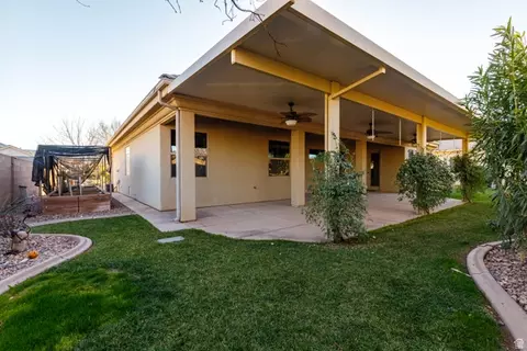 345 E 1575 S, Washington, UT 84780 photo 32