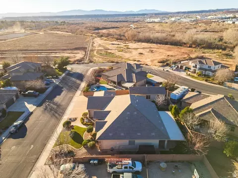 345 E 1575 S, Washington, UT 84780 photo 46