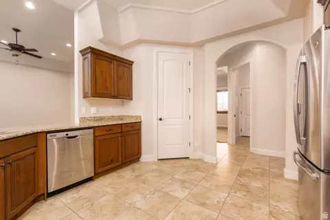 345 E 1575 S, Washington, UT 84780 photo 9