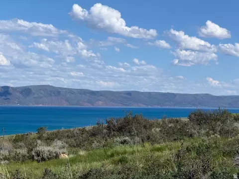 2665 N Elk Hollow Dr #7, Garden City, UT 84028