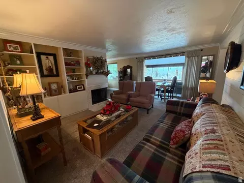 Living - 2550 S Peach St E, Perry, UT 84302 photo 2 of 8