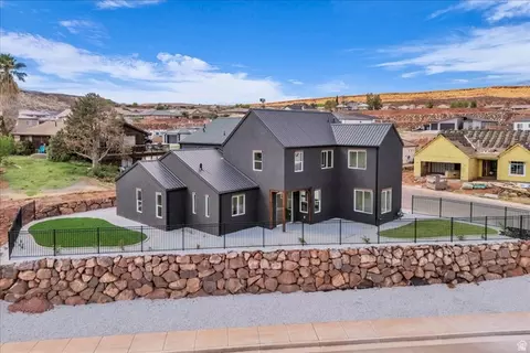 2914 E Chapman Cir, Washington, UT 84780