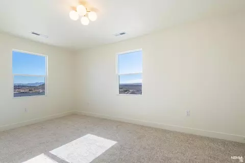 Bedroom - 2914 E Chapman Cir, Washington, UT 84780 photo 4 of 7
