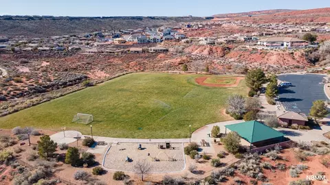 View/Area - 2914 E Chapman Cir, Washington, UT 84780 photo 2 of 3