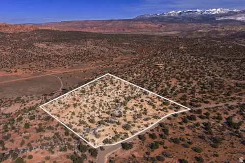 12 Pritchett Arch Trl #32, Moab, UT 84532 photo 3