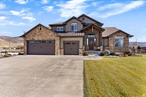 560 S 8600 E, Huntsville, UT 84317