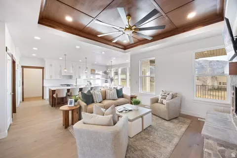 846 E 400 N, Salem, UT 84653