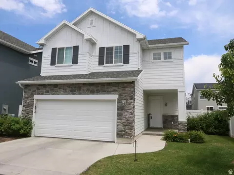 1874 W Parkview Dr, Syracuse, UT 84075