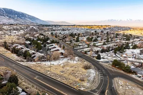 8955 S Wasatch Blvd, Sandy, UT 84093 photo 21