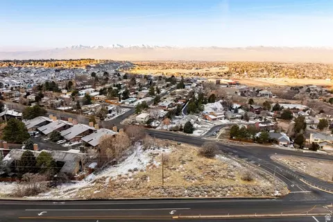8955 S Wasatch Blvd, Sandy, UT 84093 photo 20