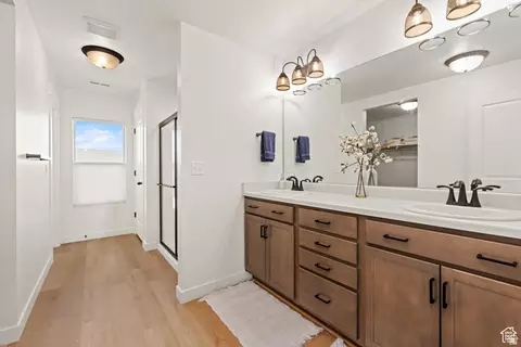 Bath - 683 E Verdant Dr, Eagle Mountain, UT 84005 photo 1 of 4
