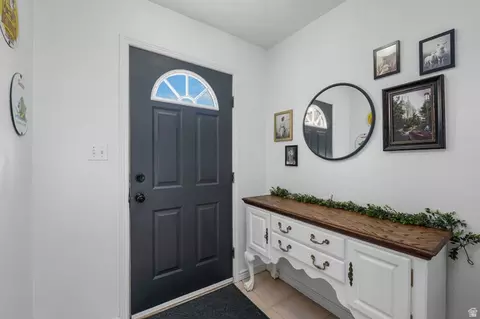 Entry Way - 917 N Garden Dr, Orem, UT 84057 photo 2 of 3