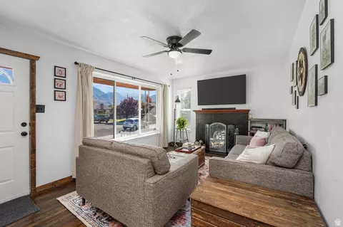 Entry Way - 917 N Garden Dr, Orem, UT 84057 photo 1 of 3