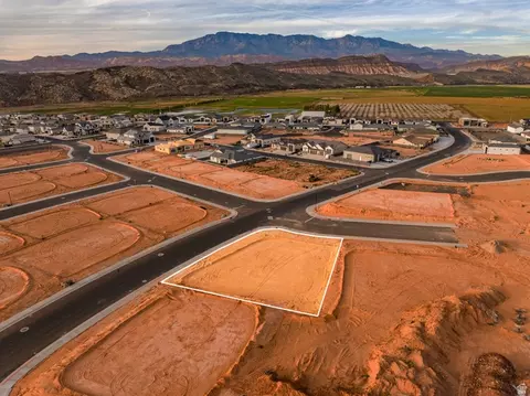 67 Lot Sand Hollow Vlg #67, Hurricane, UT 84737