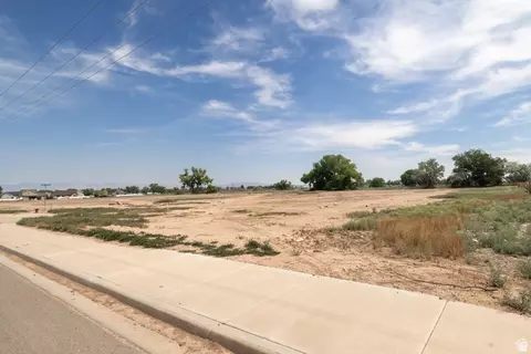 1800 S 500 E, Roosevelt, UT 84066