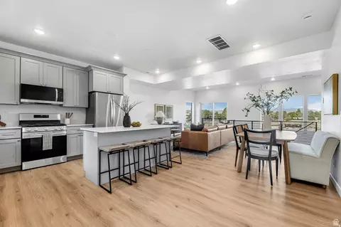 4483 S 500 E #4, Millcreek, UT 84107