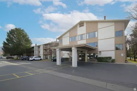 1460 E Highland Cove Ln #320, Millcreek, UT 84106