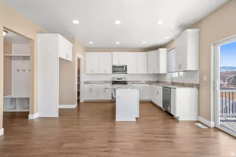 4368 E Inverness Ln E, Eagle Mountain, UT 84005 photo 11