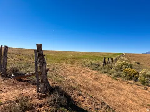 100 S Pearson Cutoff Rd, Monticello, UT 84535