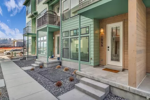 11059 S Freestone Rd, South Jordan, UT 84095