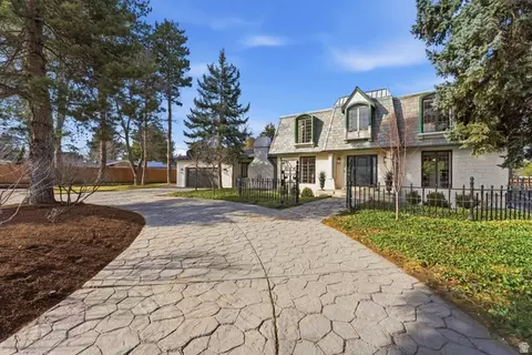 5308 S Baywood Cir, Holladay, UT 84117