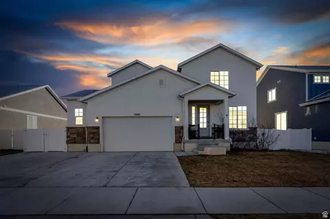 7940 N Seattle Slew Rd, Eagle Mountain, UT 84005