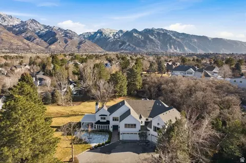 2152 E Creek Rd, Sandy, UT 84093