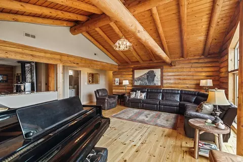 Living - 986 E 2290 N, Monroe, UT 84754 photo 1 of 6