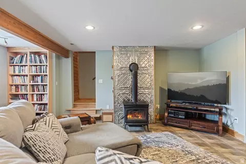 Living - 986 E 2290 N, Monroe, UT 84754 photo 5 of 6