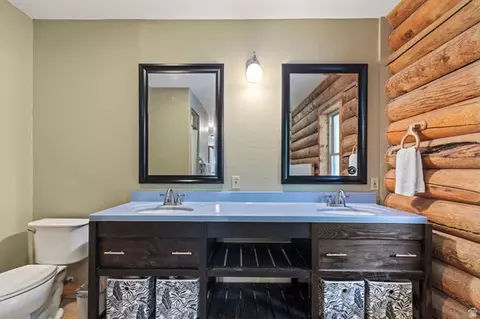 Bath - 986 E 2290 N, Monroe, UT 84754 photo 3 of 8