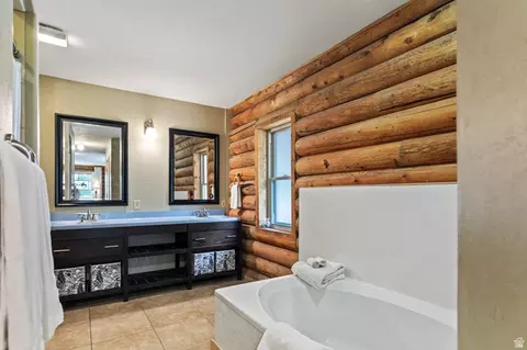 Bath - 986 E 2290 N, Monroe, UT 84754 photo 2 of 8
