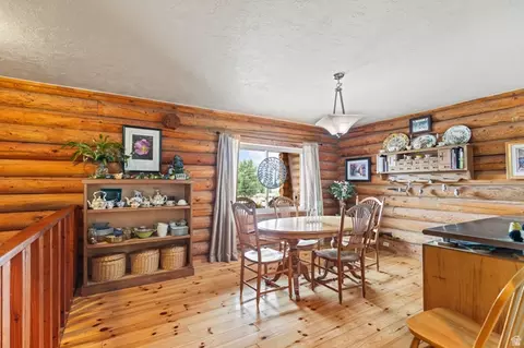 Dining - 986 E 2290 N, Monroe, UT 84754 photo 1 of 2