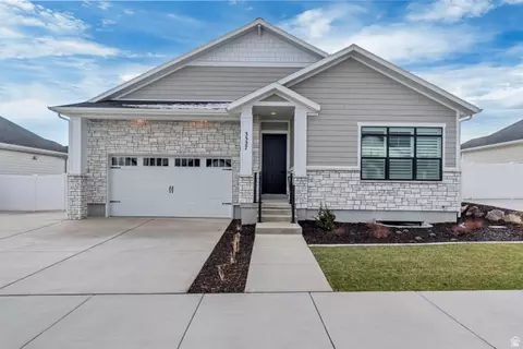 10824 S Haven Landing Dr, South Jordan, UT 84095