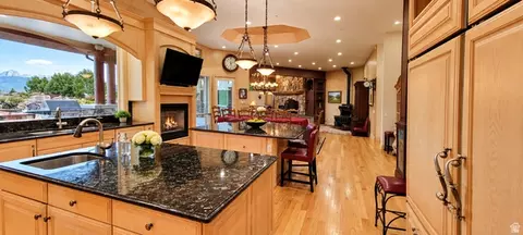 Kitchen - 622 E Highway 144 E, New Harmony, UT 84757 photo 2 of 4