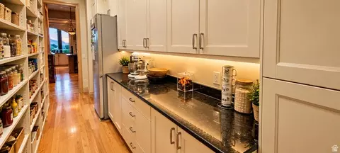 Kitchen - 622 E Highway 144 E, New Harmony, UT 84757 photo 4 of 4