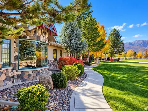 Exterior - 622 E Highway 144 E, New Harmony, UT 84757 photo 12 of 17