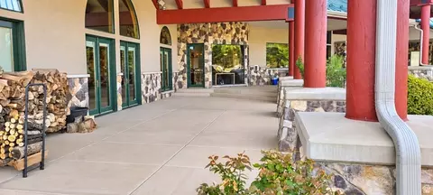 Exterior - 622 E Highway 144 E, New Harmony, UT 84757 photo 6 of 17